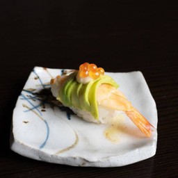 กุ้งอโวคาโด้ซูชิ