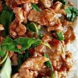 ข้าว ผัดกระเพรา