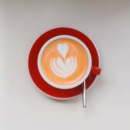 Hot Thai tea