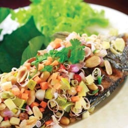 เมี่ยงปลากะพง