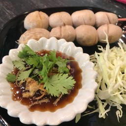 ลูกชิ้นหมูปิ้ง/ไม้ละ