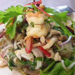 ยำวุ้นเส้นทะเลรวมมิตร