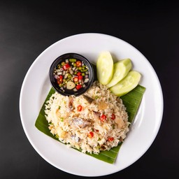 ข้าวปลาทูคลุกพริกน้ำปลา