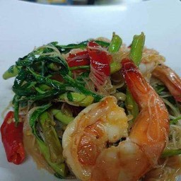 หมี่กระเฉดกุ้ง
