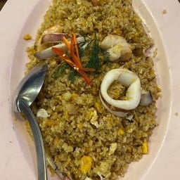 ข้าวผัดทะเลรวมมิตร