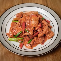 หมูผัดเต้าหู้ยี้