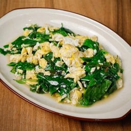 ใบเหลียงผัดไข่