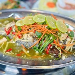 ปลากะพงนึ่งมะนาว