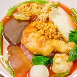 เกาเหลาเย็นตาโฟกุ้งทอด