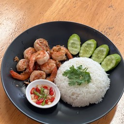ข้าวกุ้งกระเทียม