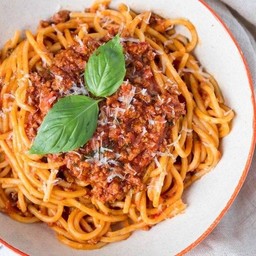 สปาเก็ตตี้ซอสเนื้อ