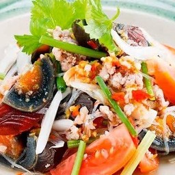 ยำไข่เยี่ยวม้า