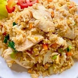 ข้าวผัดไก่