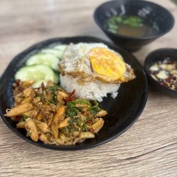 ข้าวกะเพราปู