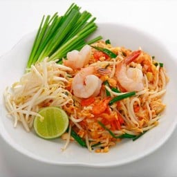 ผัดไทยกุ้งสด