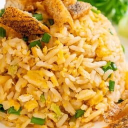 อาซ้อ มีเส้น