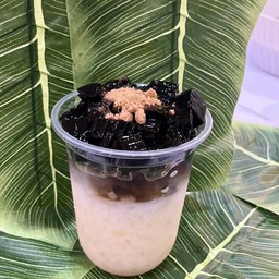 เฉาก๊วยนมสด