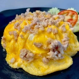 ข้าวไข่เจียว D.I.Y ยำขนมจีน ยำรวม