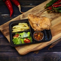 สเต๊กอกไก่ย่างจิ้มแจ่ว