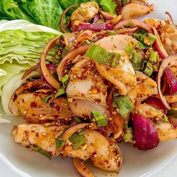 ลาบปลาหมึก