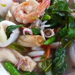 ต้มยำหมึก