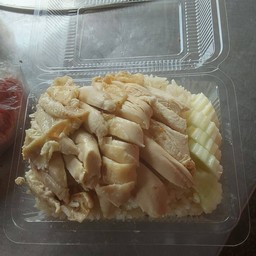 ข้าวมันไก่ต้ม จัมโบ้