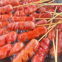 ไส้กรอกแดงทอดกรอบ