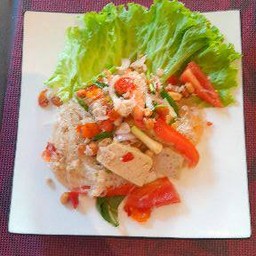 ยำวุ้นเส้นหมูยอ