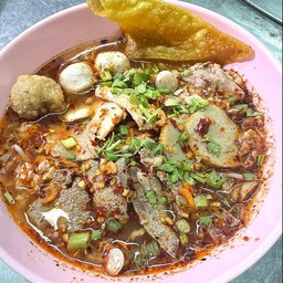 ก๋วยเตี๋ยวต้มยำหมูโบราณ