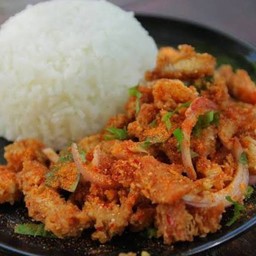 ข้าวยำไก่แซ่บ