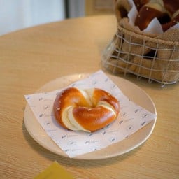Sourdough Gorgonzola Pretzel