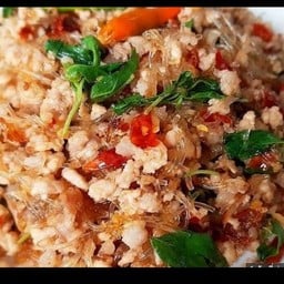ข้าวราดกะเพราวุ้นเส้น+หมูสับ