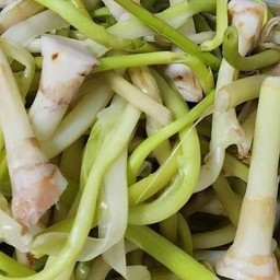 ข่าอ่อนลวก