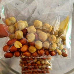 ถั่วลันเตาบวกถั่วลิสง ออกเเนวสองรัก