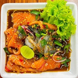 ยำปลาร้าแซลม่อน+กุ้งสด
