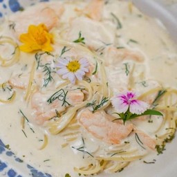 SALMON GARLIC CREAMY DILL SPAGHETTHI