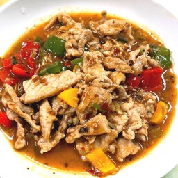 หมูผัดเต้าเจี๊ยวพริกเสฉวน四川馄饨