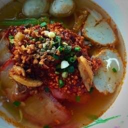 วุ่นเส้นต้มยำ