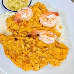ข้าวราดไข่ข้นผงกะหรี่ รสจัดจ้าน