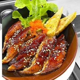 ข้าวหน้าปลาไหลย่าง