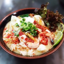 ราเมนต้มยำทะเล