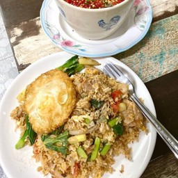 ข้าวผัดรถไฟหมู โบราณ (เปลี่ยนเป็นไก่ได้ พิมแจ้ง)