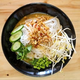 ร้าน ขนมจีนเส้นสด ปทุมสายใน