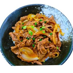 ข้าวหน้าหมูสไลด์