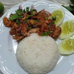 ข้าวยำไก่แซ่บ