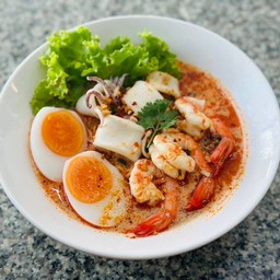 เตี๋ยวต้มยำ อาหารตามสั่ง ( ข้างตึก5 ร.พ.เปาโลโชคชัย4)