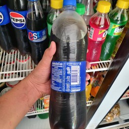 น้ำอัดลมใหญ่