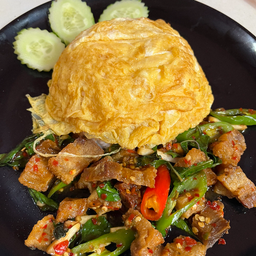 ข้าวกะเพราหมูกรอบ