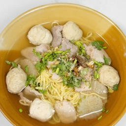 ก๋วยเตี๋ยวหมูน้ำใส