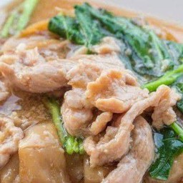 ราดหน้าหมู